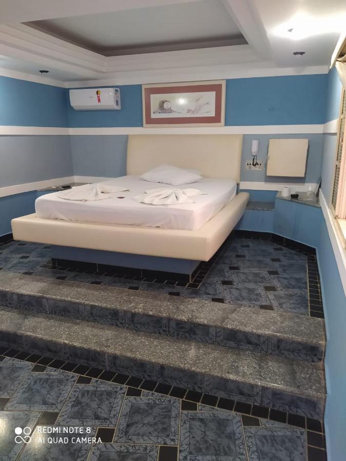 Bhaus Motel Марилия Экстерьер фото